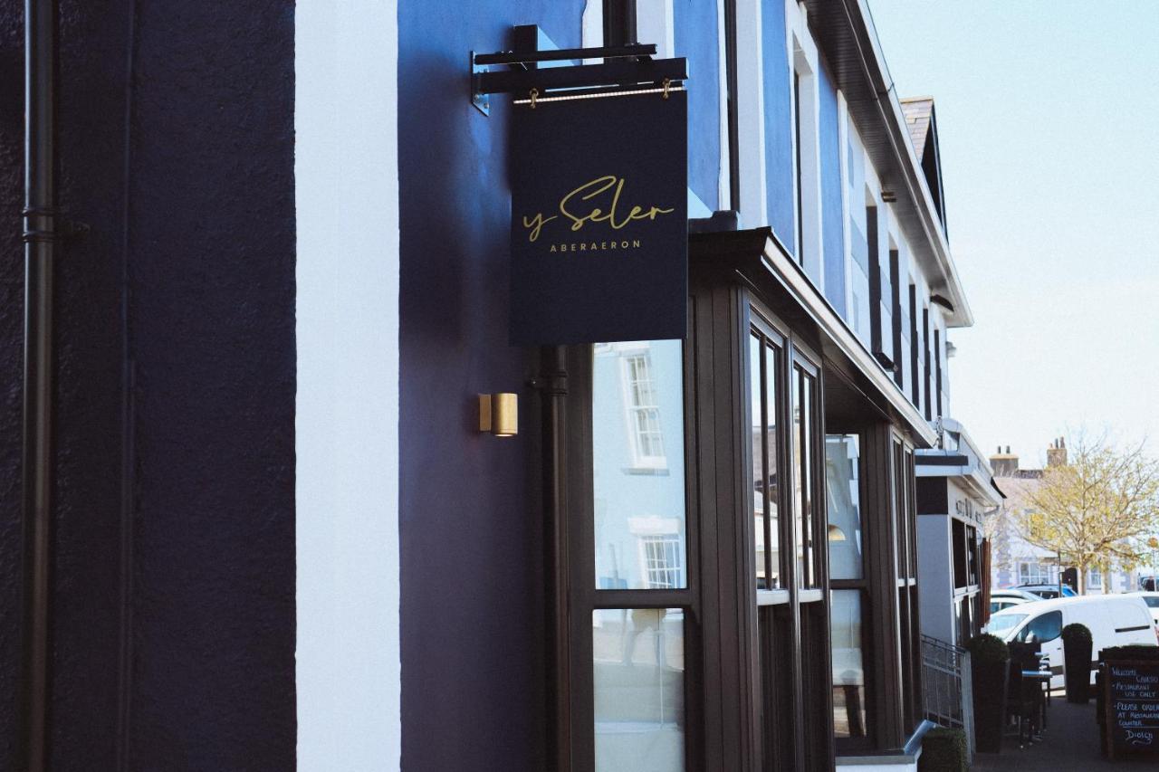 Y Seler Hotel Aberaeron Buitenkant foto