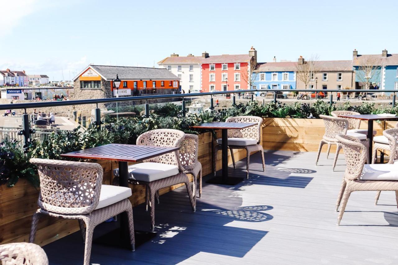 Y Seler Hotel Aberaeron Buitenkant foto