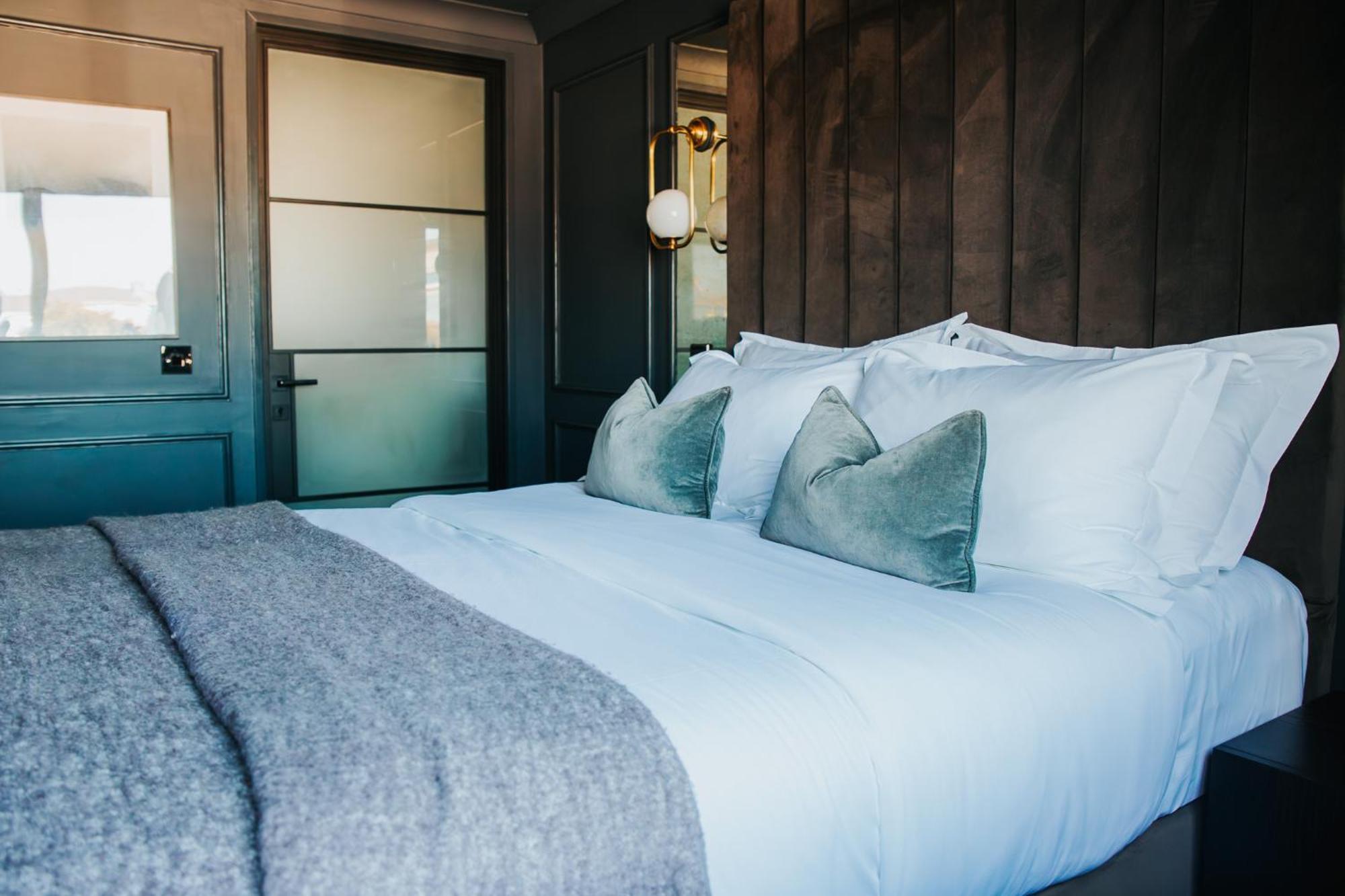 Y Seler Hotel Aberaeron Buitenkant foto