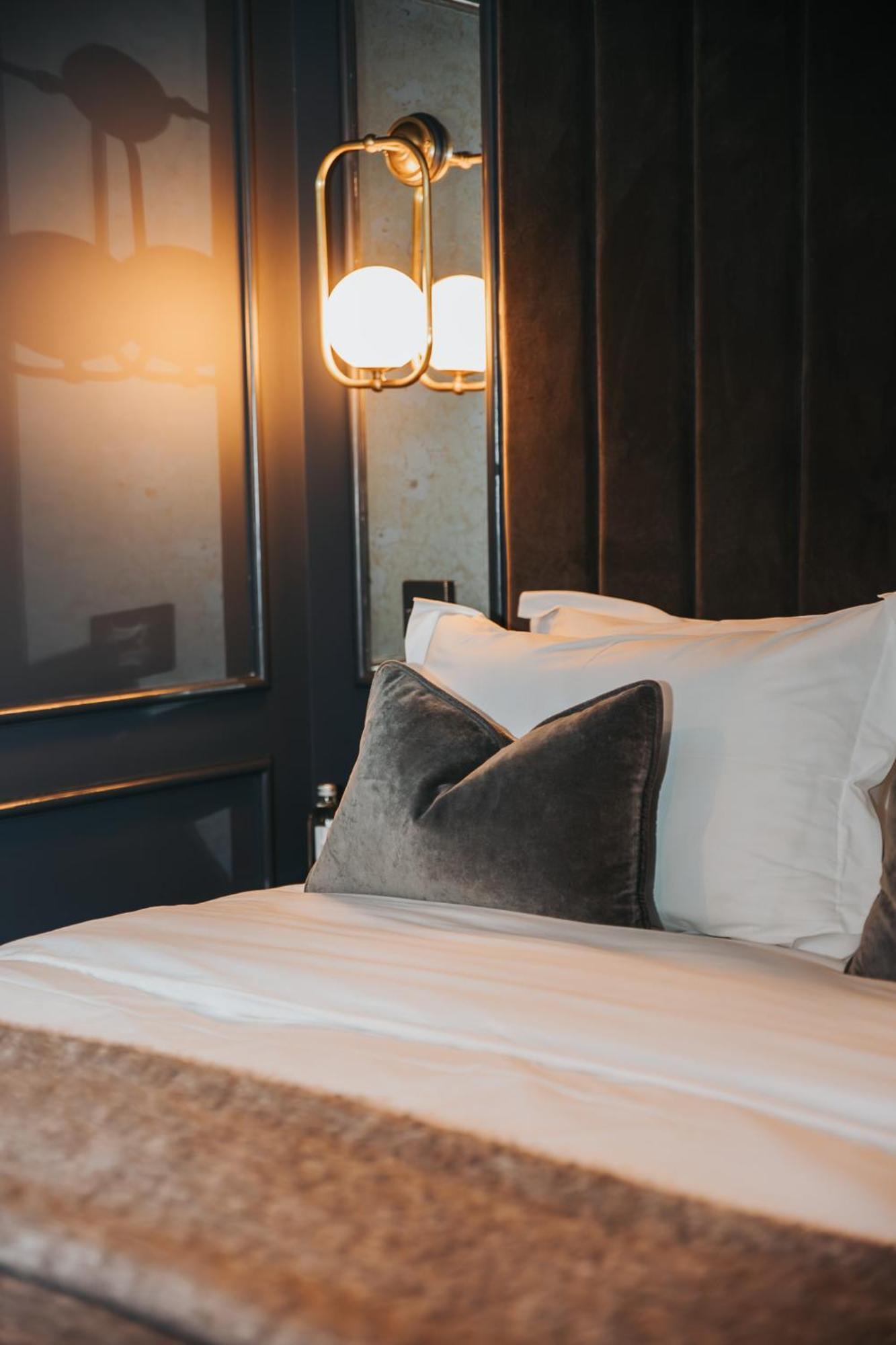 Y Seler Hotel Aberaeron Buitenkant foto